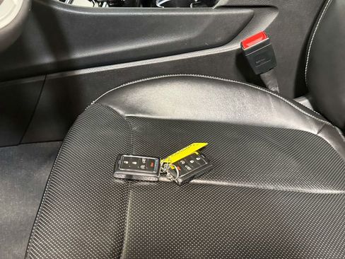 Used 2023 Jeep Grand Cherokee L Limited w/ Luxury Tech Group II image 20