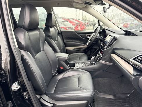 Used 2023 Subaru Forester Limited image 12