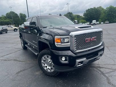Used 2017 GMC Sierra 2500 Denali w/ Duramax Plus Package