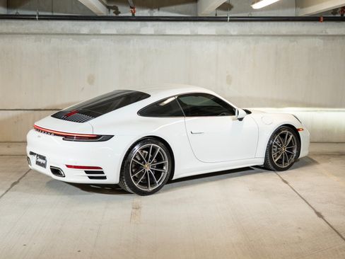 Certified 2024 Porsche 911 Carrera RWD image 10