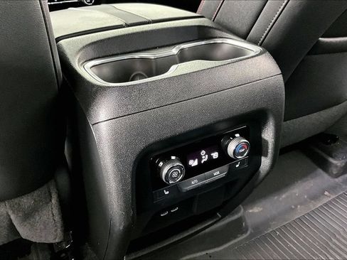 Certified 2024 Chevrolet Traverse RS w/ LPO, Floor Liner Package AWD/4WD image 8