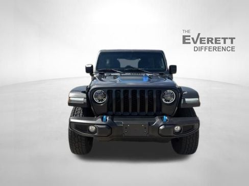 Used 2023 Jeep Wrangler Unlimited Rubicon 4xe w/ Cold Weather Group AWD/4WD image 2