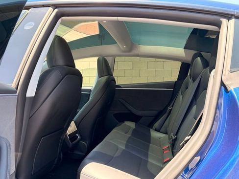 Used 2025 Tesla Model 3 Long Range AWD/4WD image 21