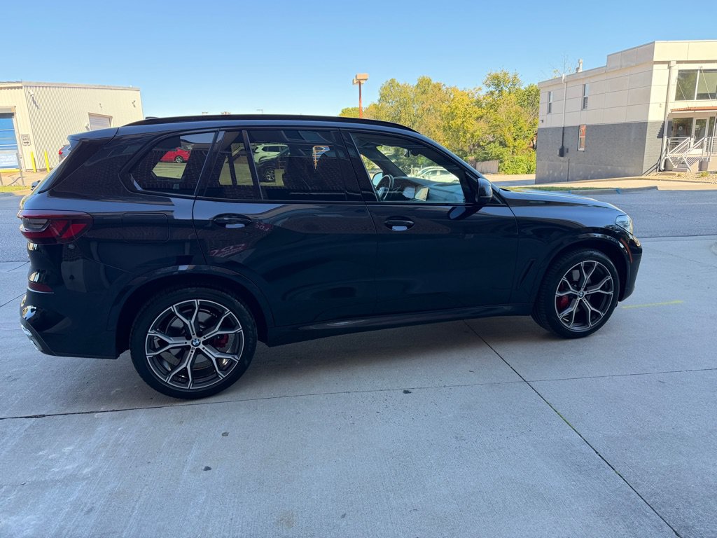 Used 2019 BMW X5 xDrive40i w/ M Sport Package AWD/4WD image 8