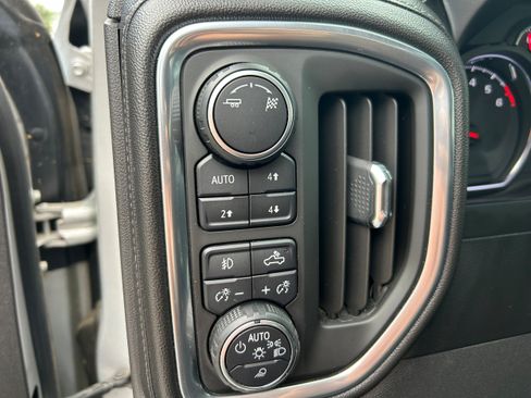 Used 2019 Chevrolet Silverado 1500 LTZ w/ LTZ Plus Package AWD/4WD image 17