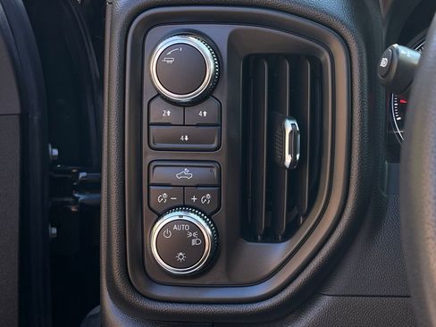 Used 2024 GMC Sierra 2500 Pro w/ Fleet Convenience Package image 17