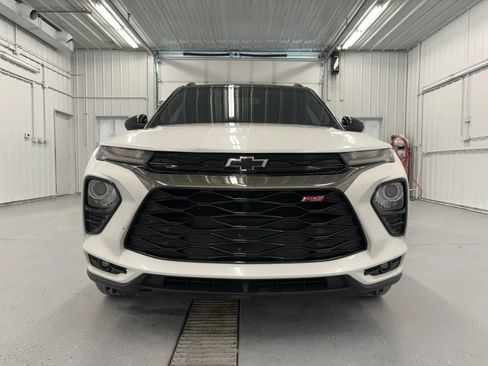 Used 2021 Chevrolet TrailBlazer RS w/ Technology Package FWD image 5
