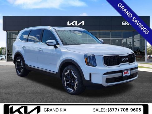 New 2025 Kia Telluride EX w/ EX Captain's Chair Package image 2