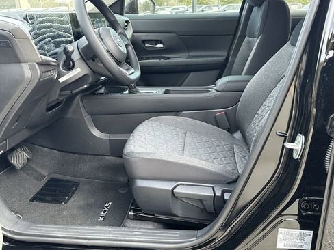 New 2026 Nissan Kicks SV FWD image 10
