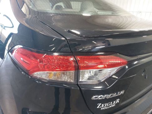 Used 2024 Toyota Corolla SE FWD image 33