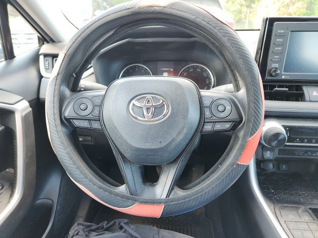 Used 2022 Toyota RAV4 LE AWD/4WD image 8