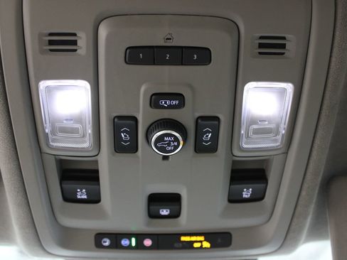 Used 2021 Cadillac Escalade Sport Platinum image 33