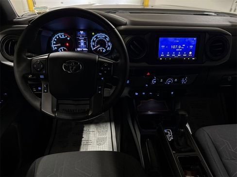 Used 2019 Toyota Tacoma SR5 image 19