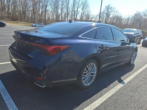 Certified 2022 Toyota Avalon Limited w/ Advanced Safety Package image 4