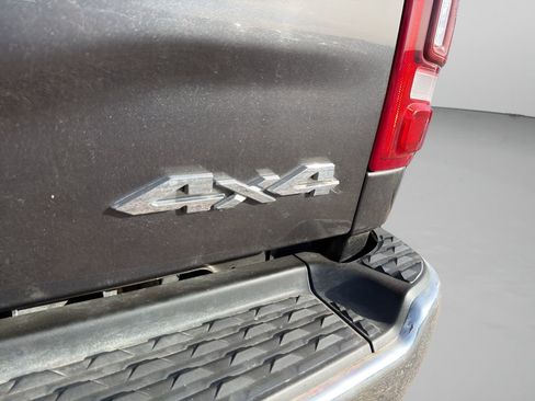 Used 2019 RAM 2500 Laramie image 38