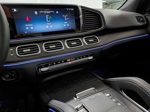 New 2026 Mercedes-Benz GLE 450 4MATIC image 33