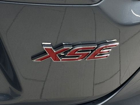 Used 2020 Toyota Corolla XSE image 33