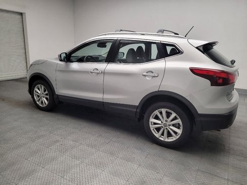 Used 2019 Nissan Rogue Sport SV image 3
