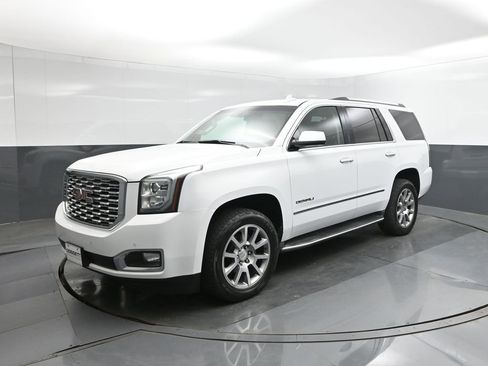 Used 2018 GMC Yukon Denali image 1