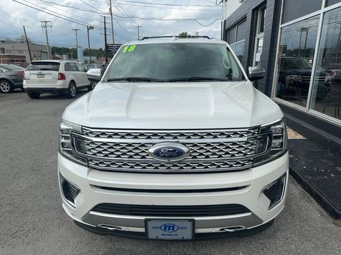Used 2018 Ford Expedition Platinum AWD/4WD image 2