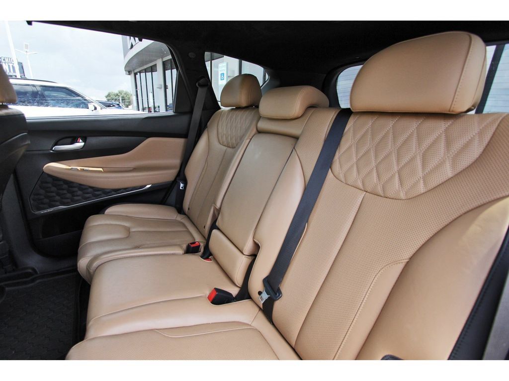 Used 2023 Hyundai Santa Fe Calligraphy FWD image 32