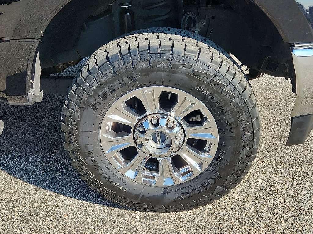 Used 2019 Ford F250 XLT w/ XLT Premium Package AWD/4WD image 8