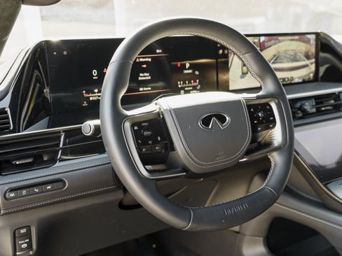 Used 2025 INFINITI QX80 Autograph w/ Autograph Exterior Package AWD/4WD image 10