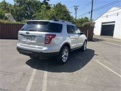 Used 2013 Ford Explorer Limited image 5