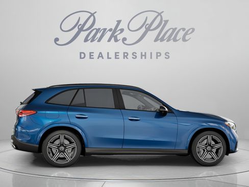 Certified 2026 Mercedes-Benz GLC 300 image 27