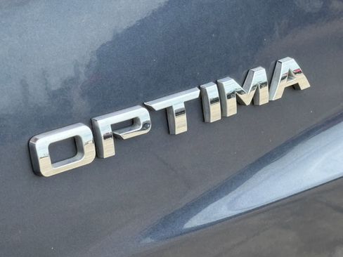 Used 2015 Kia Optima LX FWD image 19