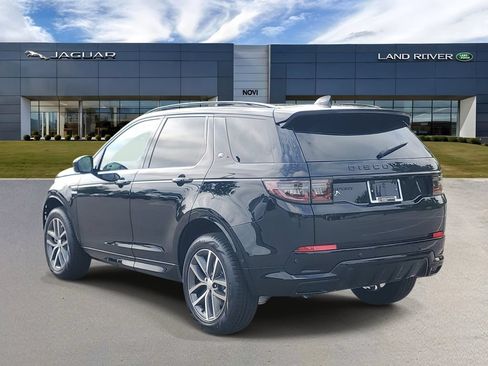 Used 2026 Land Rover Discovery Sport Landmark AWD/4WD image 4