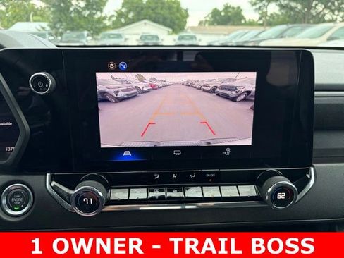 Certified 2025 Chevrolet Colorado Trail Boss AWD/4WD image 23