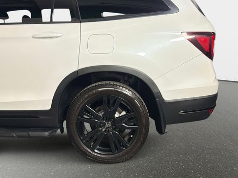 Used 2021 Honda Pilot Elite image 14