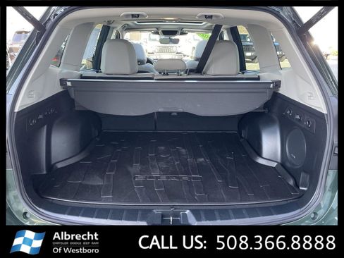 Used 2023 Subaru Forester Limited AWD/4WD image 15