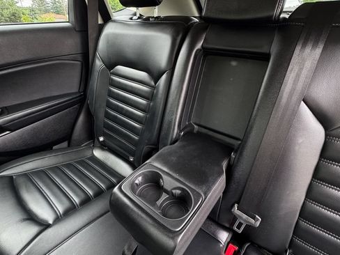 Used 2024 Ford Edge SEL AWD/4WD image 24
