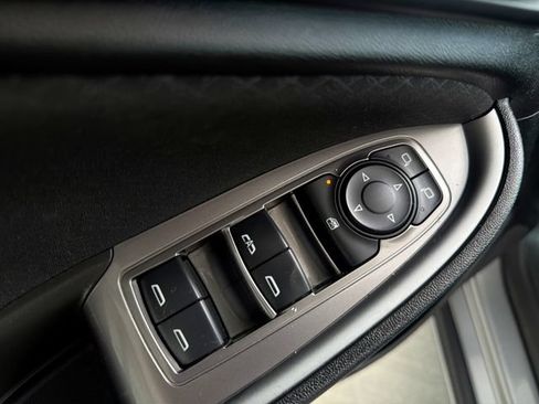Used 2024 Chevrolet Malibu LT FWD image 21