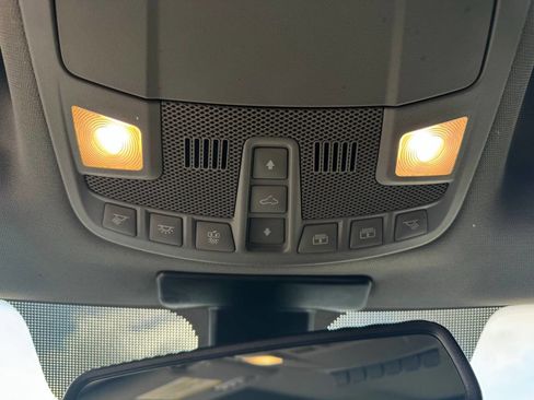 Used 2019 Ford F350 Lariat image 29