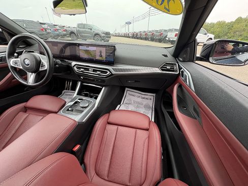 Used 2024 BMW 440i xDrive Convertible w/ Premium Package AWD/4WD image 16