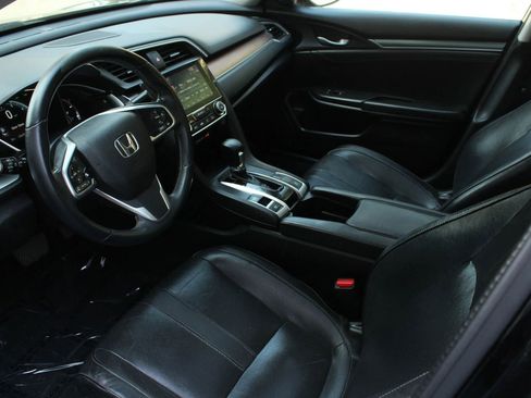 Used 2016 Honda Civic Touring image 13