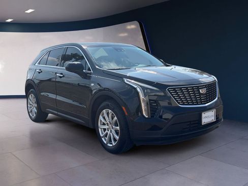 Used 2023 Cadillac XT4 Luxury FWD image 7
