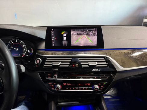 Used 2019 BMW 540i w/ Convenience Package image 14