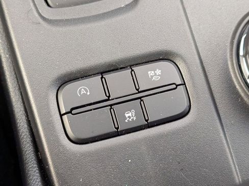 New 2025 Ford Ranger XLT w/ Equipment Group 301A High image 33