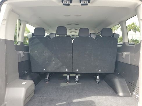 Used 2023 Ford Transit 350 XLT image 9