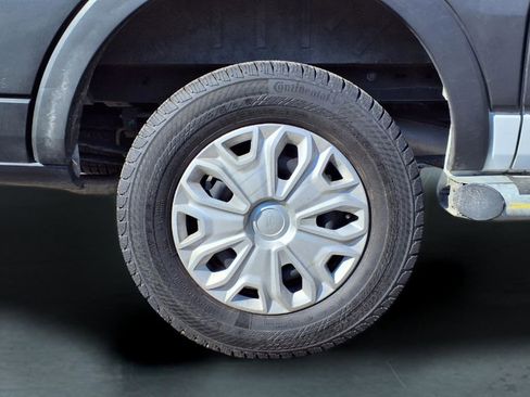 Used 2024 Ford Transit 250 Low Roof w/ Exterior Upgrade Package image 11