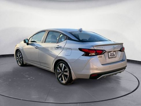 Used 2020 Nissan Versa SR w/ Convenience Package image 4