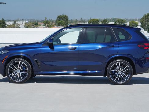 New 2026 BMW X5 xDrive40i w/ M Sport Package AWD/4WD image 4