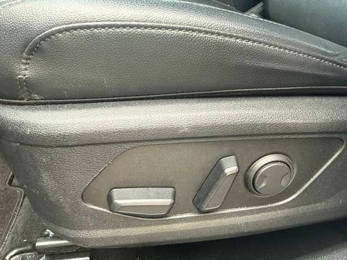 Used 2024 Kia Sportage SX FWD image 12