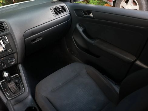 Used 2016 Volkswagen Jetta S FWD image 13