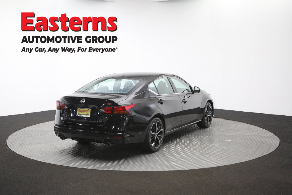 Used 2024 Nissan Altima 2.5 SR FWD image 42