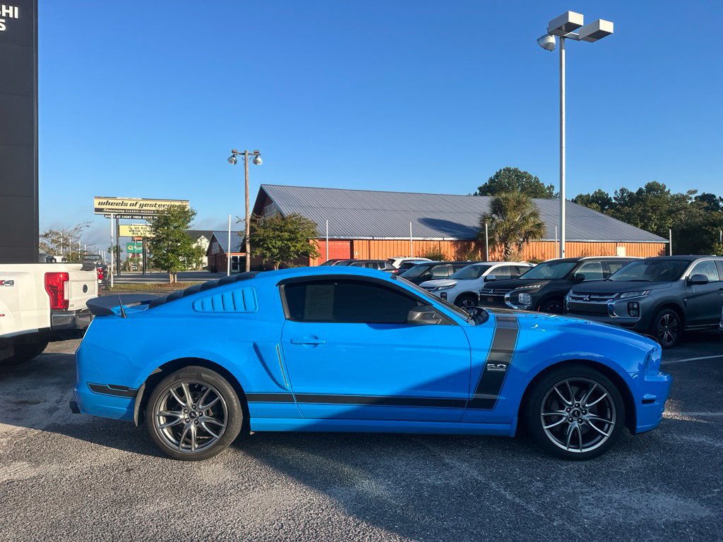 Used 2014 Ford Mustang GT Premium w/ GT Track Package RWD image 2